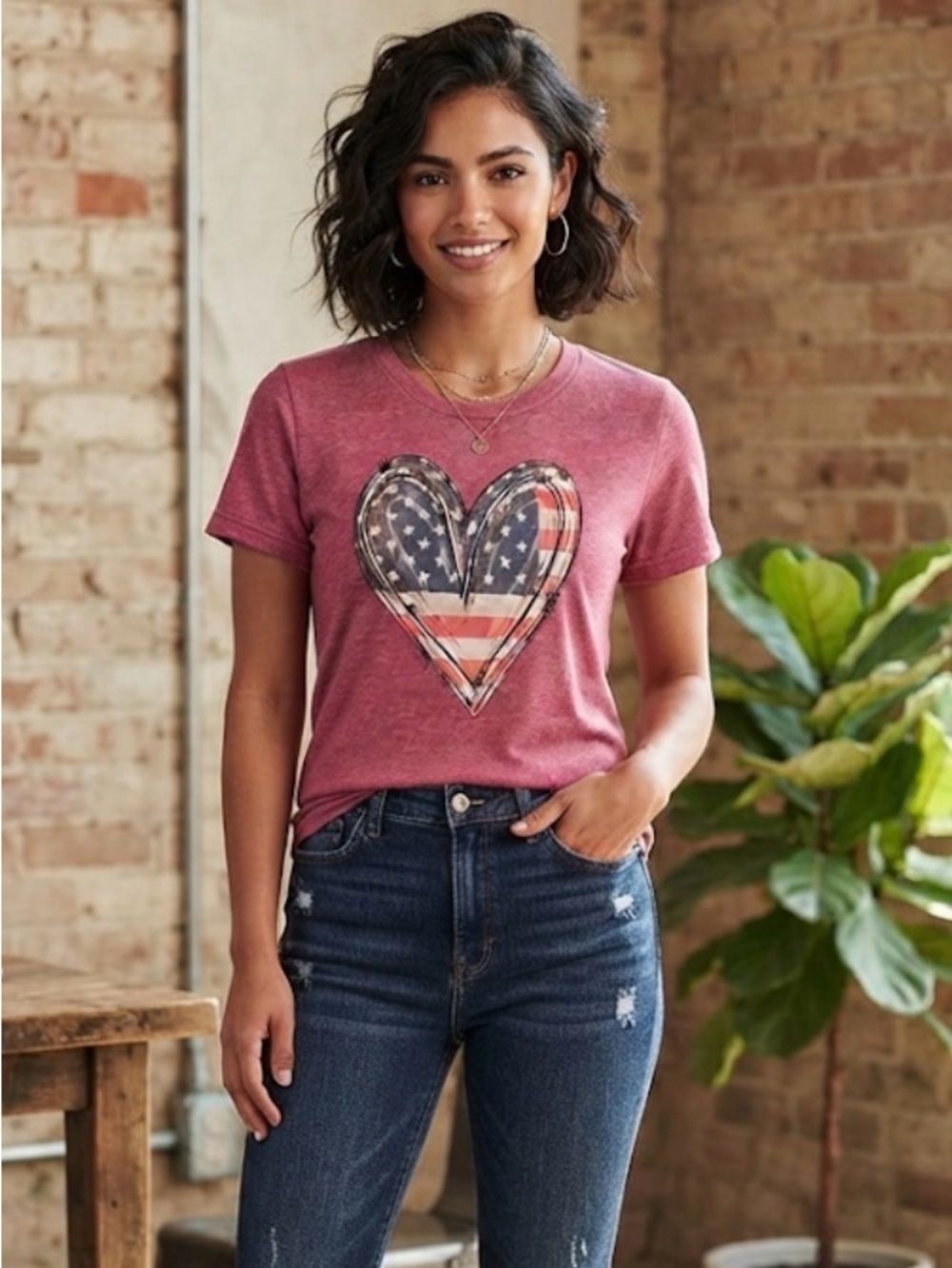 USA Flag Heart Graphic T-Shirt Women’s Size Medium Pink Patriotic Tee Casual
